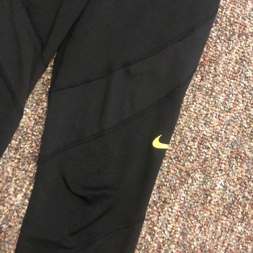 Nike workout leggings - Picture 4 of 9